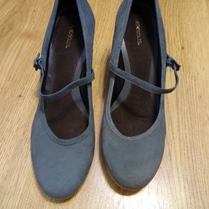 Aerosoles Gray Suede Wedge